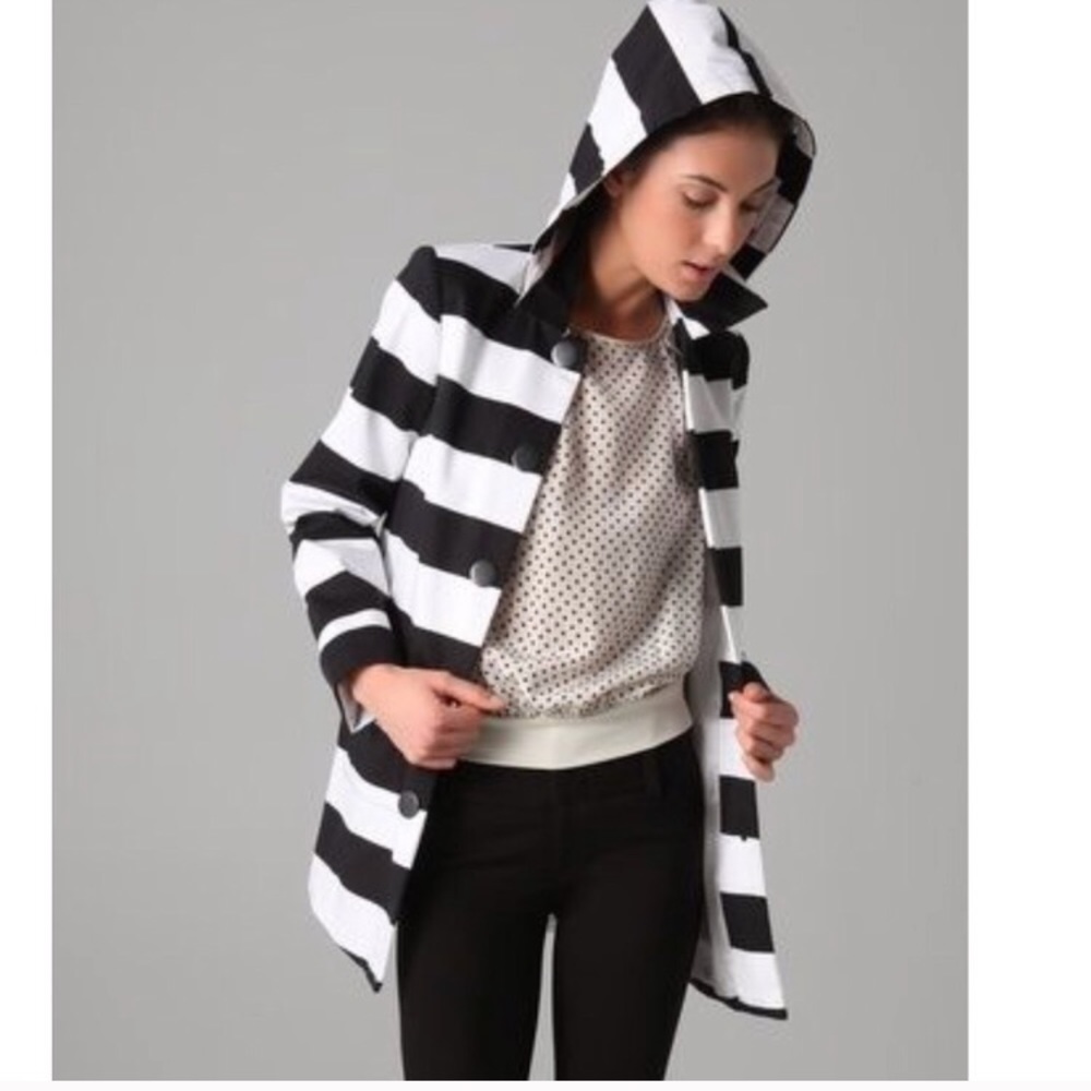 Alice + Olivia black/white A line jacket w/hood XS
